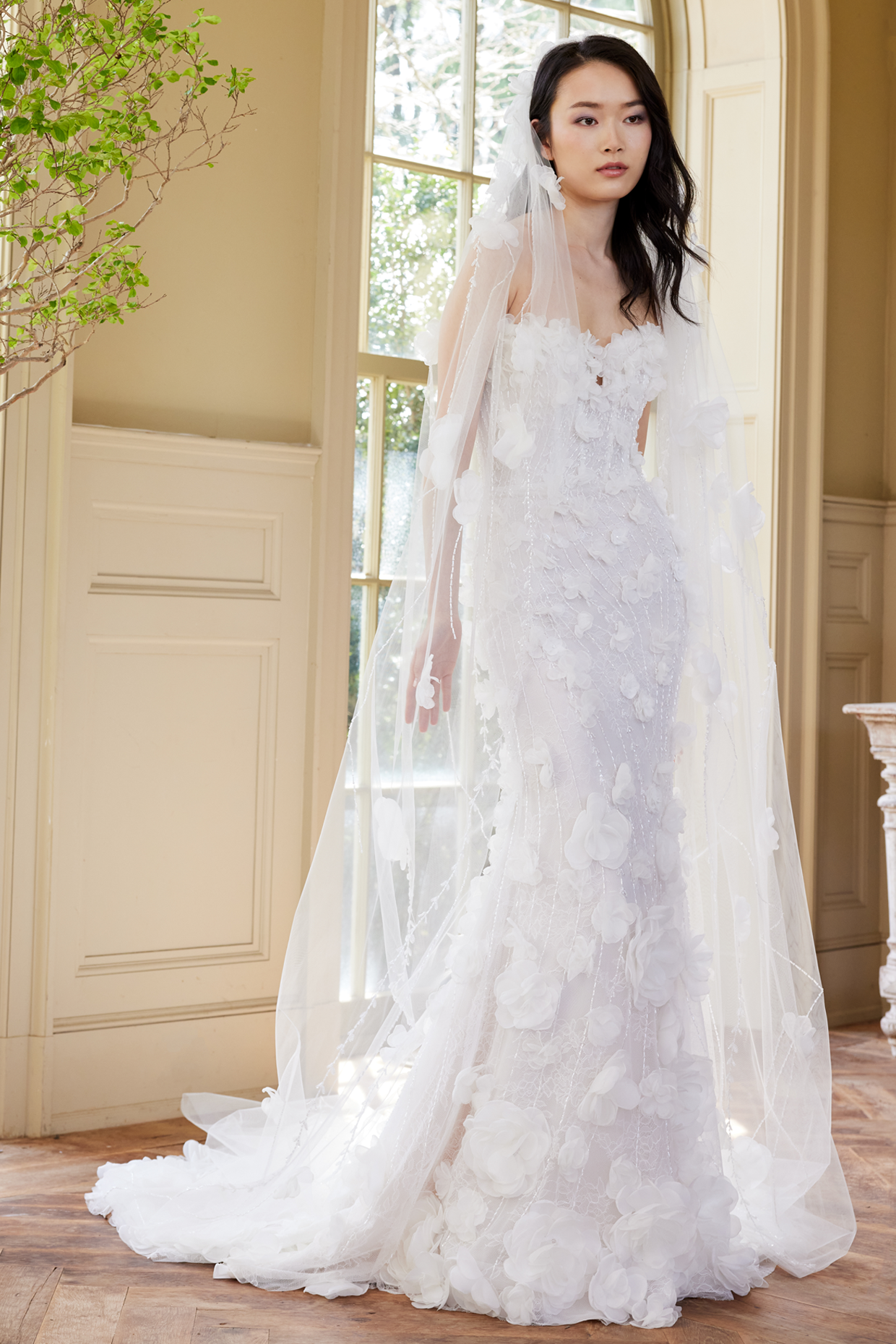 Ines Di Santo veil Saffron main image 3