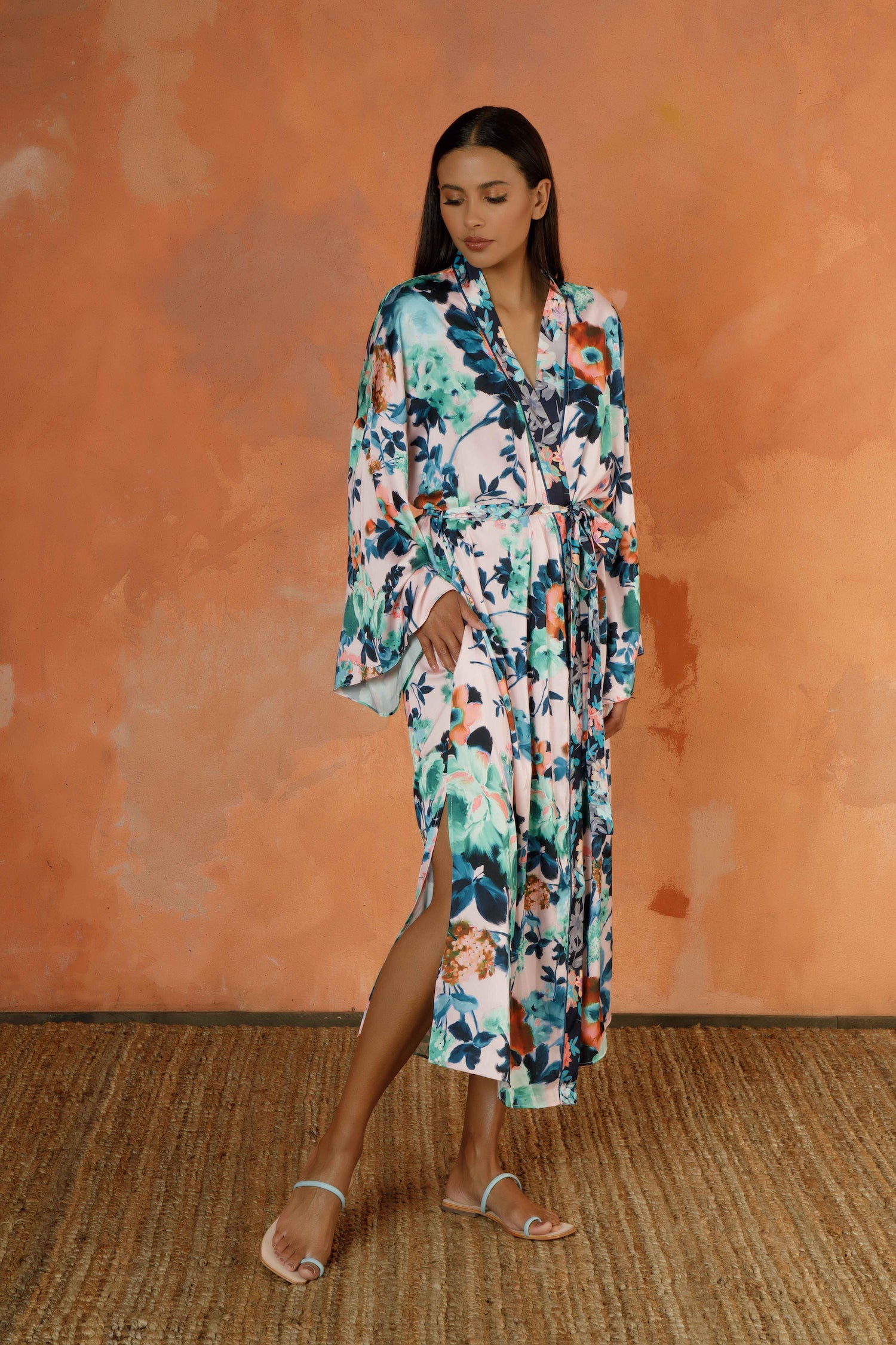 Signature Mid-Length Robe